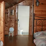 Guest house Kamenik 3*
